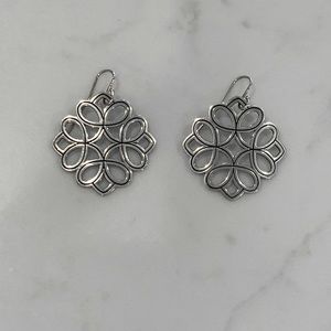 James Avery retired Floral Tracery Earrings
